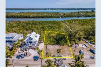 7395 Palm Island Drive #Lot 22, Placida, FL 33946 - Photo 3