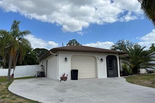 961 Everest Rd, Venice, FL 34293 - Photo 1