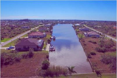 8338 Tracy Circle, Port Charlotte, FL 33981 - Photo 9