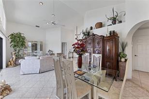 230 Rotonda Cir - Photo 15