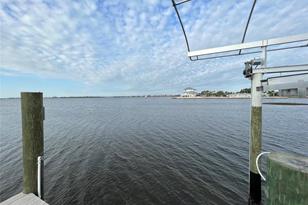 1626 New Point Comfort Rd, Englewood, FL 34223 - Photo 9