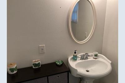 1626 New Point Comfort Road, Englewood, FL 34223 - Photo 25