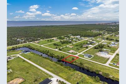 3902 NW 41st Lane, Cape Coral, FL 33993 - Photo 13