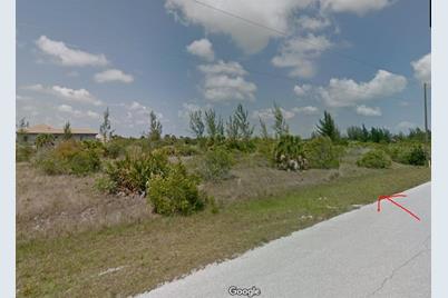 10486 Poughkeepsie Circle, Port Charlotte, FL 33981 - Photo 9