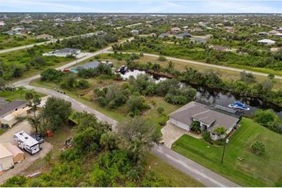 13902 Begonia Circle, Port Charlotte, FL 33981 - Photo 7