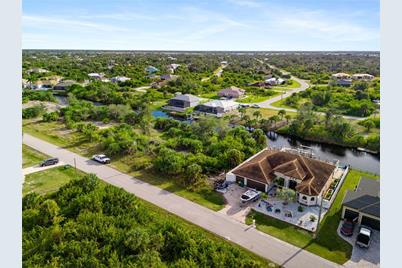 13886 Allamanda Circle, Port Charlotte, FL 33981 - Photo 7