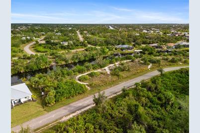 13228 Amaryllis Circle, Port Charlotte, FL 33981 - Photo 9