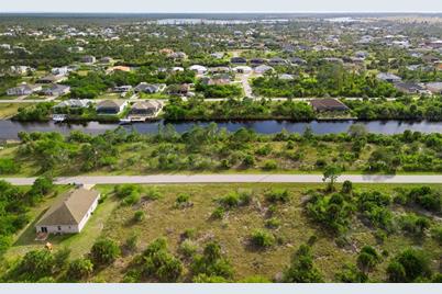 15109 Amsterdam Avenue, Port Charlotte, FL 33981 - Photo 9