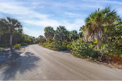 21 Bayshore Circle, Placida, FL 33946 - Photo 5