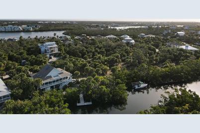 21 Bayshore Circle, Placida, FL 33946 - Photo 15