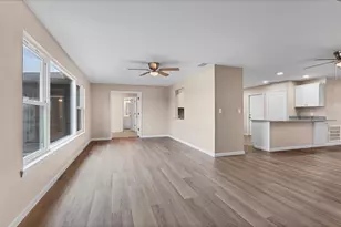 76 Caddy Rd, Rotonda West, FL 33947 - Photo 5