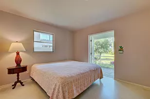 110 S Oxford Dr, Englewood, FL 34223 - Photo 23