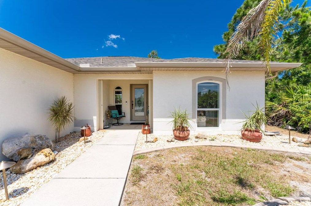 123 Antis Dr, Placida FL  33947-2823 exterior