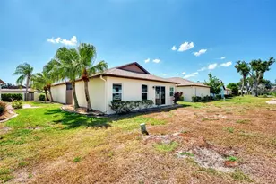 570 Foxwood Blvd, Englewood, FL 34223 - Photo 43