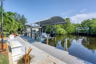 200 Capstan Dr, Placida, FL 33946 - Photo 11