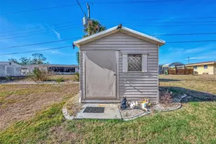 105 Crestview Dr, Englewood, FL 34223 - Photo 31