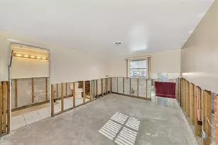 105 Crestview Dr, Englewood, FL 34223 - Photo 49