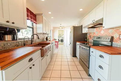 700 Coquina Court, Nokomis, FL 34275 - Photo 9