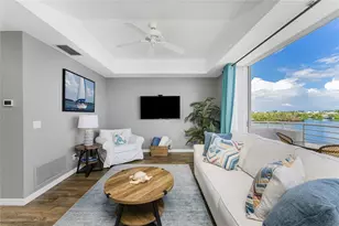 8013 Bay Pointe Dr, Englewood, FL 34224 - Photo 9