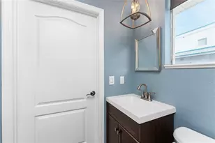 8013 Bay Pointe Dr, Englewood, FL 34224 - Photo 49