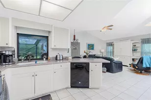 10127 Peach Ave, Englewood, FL 34224 - Photo 19