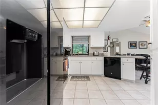 10127 Peach Ave, Englewood, FL 34224 - Photo 5