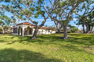 99 W Riverview Ave, Englewood, FL 34223 - Photo 7