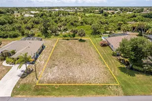 74 Long Meadow Ct, Rotonda West, FL 33947 - Photo 1