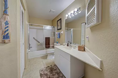 524 Pine Hollow Circle #524, Englewood, FL 34223 - Photo 15