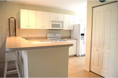 8100 Memory Lane #207, Rotonda West, FL 33947 - Photo 9