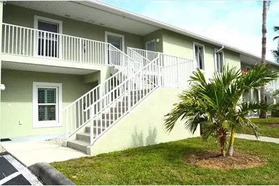 8100 Memory Lane #207, Rotonda West, FL 33947 - Photo 7