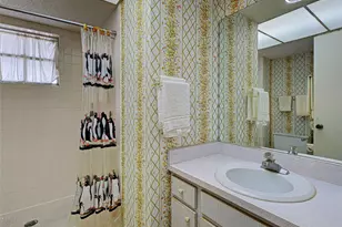 914 E 2nd St, Englewood, FL 34223 - Photo 21