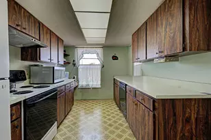 914 E 2nd St, Englewood, FL 34223 - Photo 15