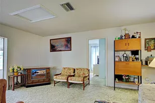 914 E 2nd St, Englewood, FL 34223 - Photo 9