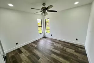 19782 Midway Blvd, Port Charlotte, FL 33948 - Photo 17