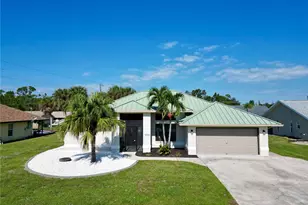 19782 Midway Blvd, Port Charlotte, FL 33948 - Photo 1