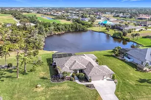 252 Medalist Rd, Rotonda West, FL 33947 - Photo 3