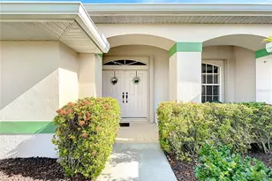 252 Medalist Rd, Rotonda West, FL 33947 - Photo 5