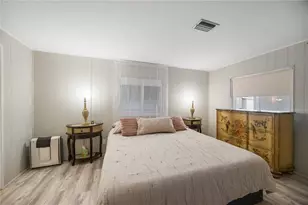 61 S Easter Island Cir, Englewood, FL 34223 - Photo 27