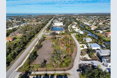 10081 Creekside Drive, Placida, FL 33946 - Photo 11
