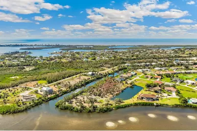 4700 Arlington Drive, Placida, FL 33946 - Photo 15