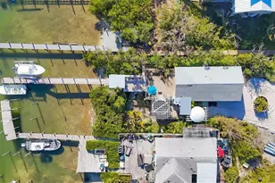 8888 Bay St, Placida, FL 33946 - Photo 31