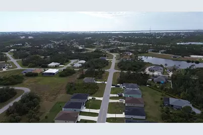 350 Sweetwater Drive, Rotonda West, FL 33947 - Photo 5