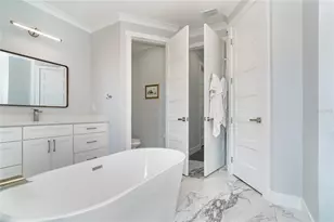 237 W Pine Valley Ln, Rotonda West, FL 33947 - Photo 41