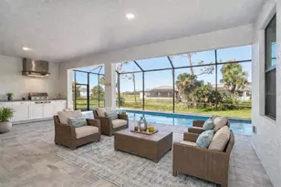 237 W Pine Valley Ln, Rotonda West, FL 33947 - Photo 5