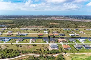 237 W Pine Valley Ln, Rotonda West, FL 33947 - Photo 5