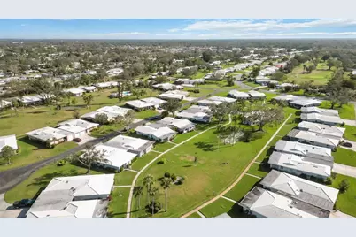 3220 Southfield Lane #810, Sarasota, FL 34239 - Photo 3