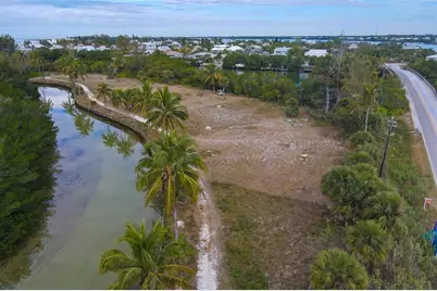 8040 Bocilla Drive, Placida, FL 33946 - Photo 17