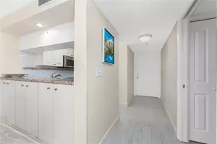 1651 Beach Rd, Englewood, FL 34223 - Photo 15