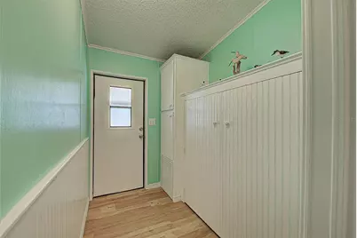 54 N Easter Island Circle, Englewood, FL 34223 - Photo 9